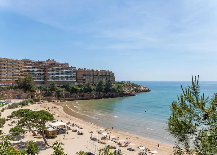 Coastal Paradise & Cozy Home With A 100M From The Beach!